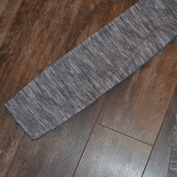 Karen Scott Sport Grey Blouse - Picture 3 of 11